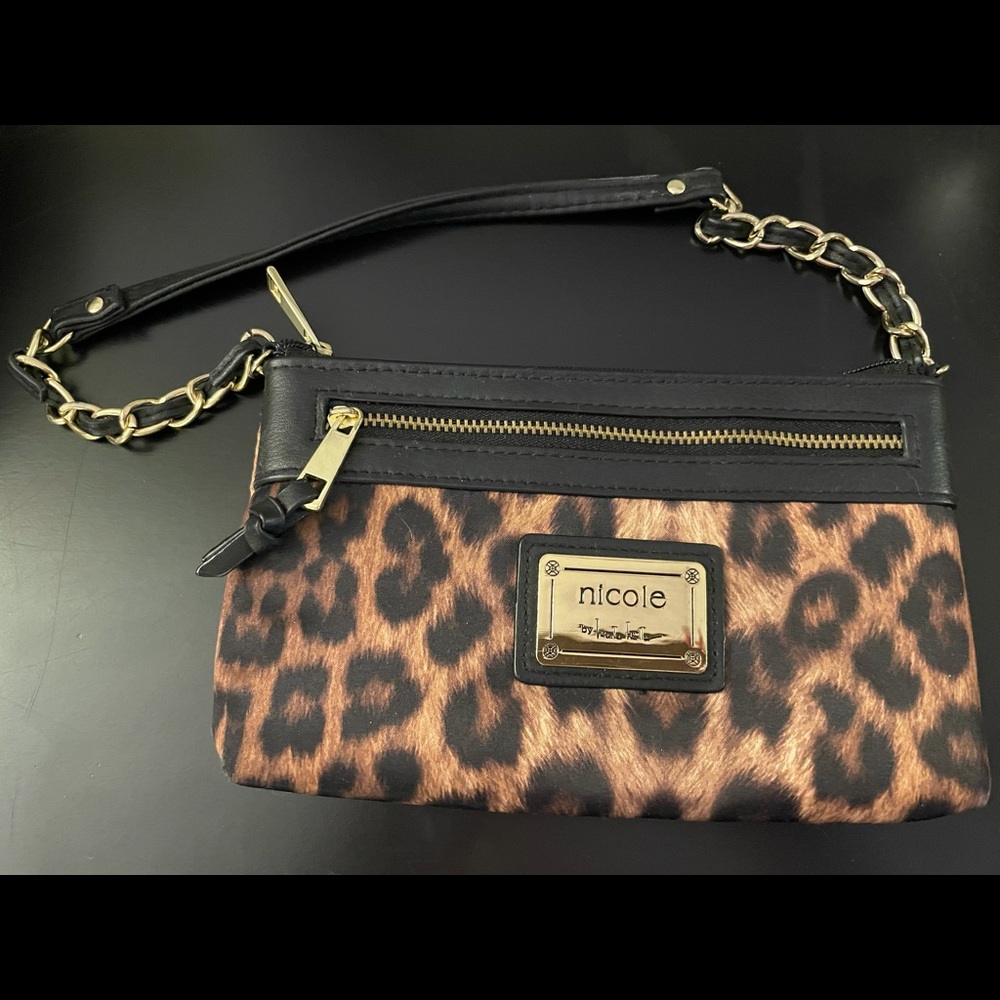 Nicole Miller Animal Print Clutch. Excellent Like New!